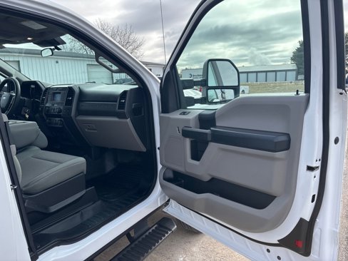 Used 2020 Ford F250 XL w/ Power Equipment Group image 13