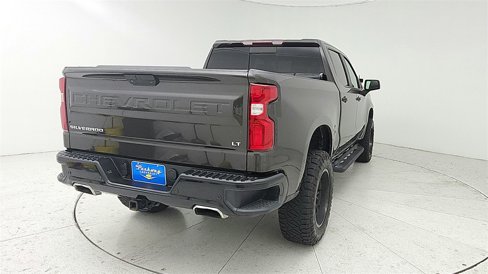 Used 2021 Chevrolet Silverado 1500 LT Trail Boss w/ Convenience Package II image 6