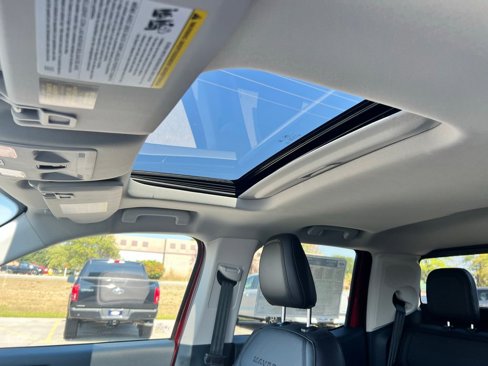 New 2025 Ford Maverick Lariat image 23