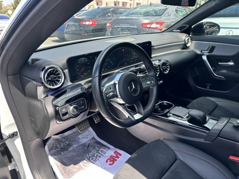 Used 2023 Mercedes-Benz CLA 250 w/ AMG Line image 9