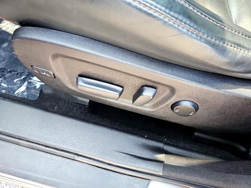 Used 2018 Toyota Highlander XLE image 13