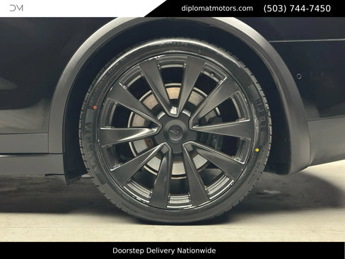 Used 2023 Tesla Model X image 47