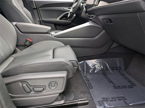 New 2025 Audi Q5 Premium Plus image 3