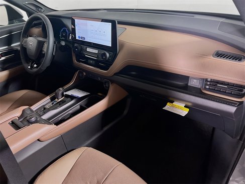 New 2026 Toyota Grand Highlander AWD Hybrid image 24