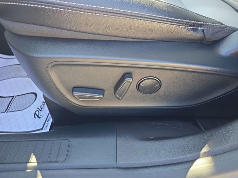 Used 2024 Ford Escape Platinum w/ Premium Technology Package image 31