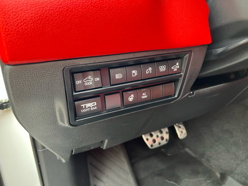 Used 2023 Toyota Tundra Limited image 29