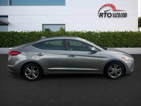 Used 2018 Hyundai Elantra SEL image 8