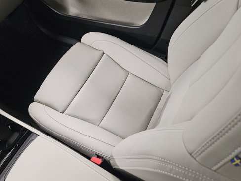 New 2026 Volvo XC40 B5 Ultra w/ Climate Package image 44