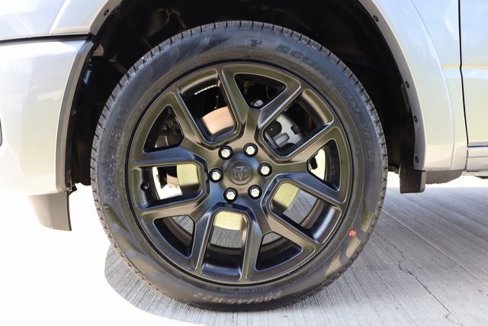 New 2026 RAM 1500 Laramie w/ Night Edition image 32