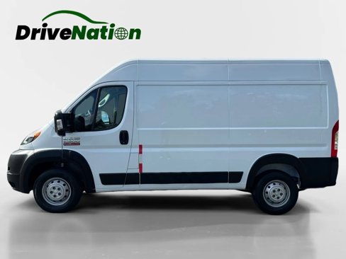 Used 2022 RAM ProMaster 2500 w/ Premium Convenience Group image 8