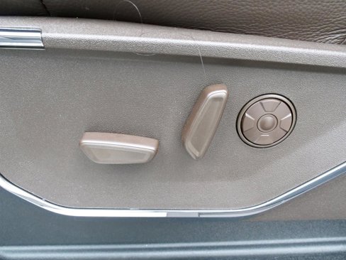 New 2025 Ford F250 King Ranch w/ Chrome Package image 15