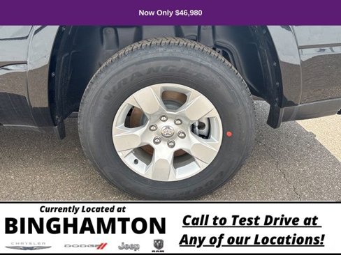 Used 2025 RAM 1500 Big Horn image 33