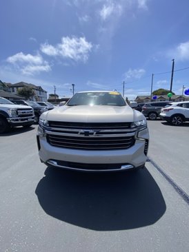 Used 2023 Chevrolet Suburban LT image 3