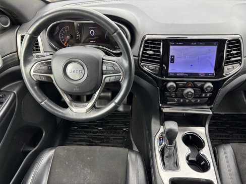 Used 2019 Jeep Grand Cherokee Laredo w/ Laredo X Package image 16
