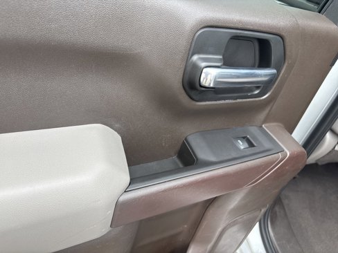Used 2021 Chevrolet Silverado 1500 LT w/ Safety Package II image 38