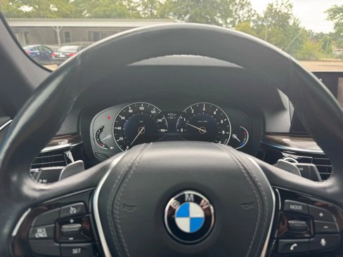 Used 2018 BMW 540i xDrive image 31