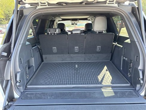New 2025 Lincoln Navigator L Reserve w/ Jet Appearance Package image 12