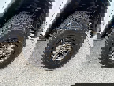 Used 2025 Jeep Wrangler Unlimited Rubicon 392 image 13