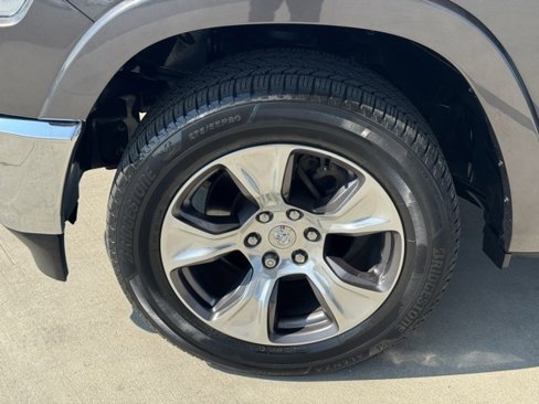 Used 2021 RAM 1500 Laramie image 11