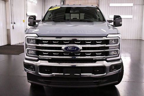 Used 2024 Ford F250 Lariat w/ Lariat Ultimate Package image 2