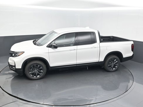 New 2025 Honda Ridgeline Sport image 12