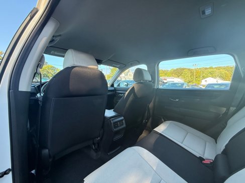 Used 2024 Honda CR-V LX image 13
