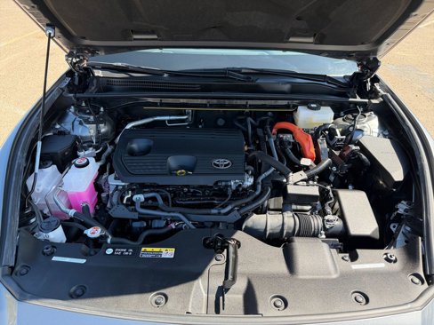 Used 2025 Toyota Crown XLE image 32