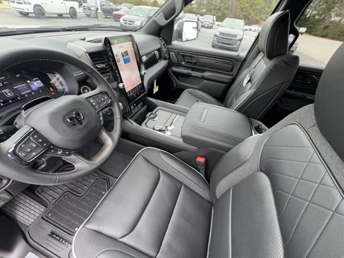 New 2025 RAM 1500 Limited image 18