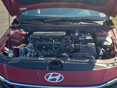 Certified 2024 Hyundai Elantra SEL image 28
