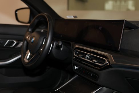 Used 2024 BMW 330i xDrive Sedan image 18