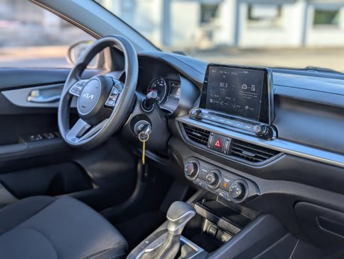 Used 2023 Kia Forte LXS image 32
