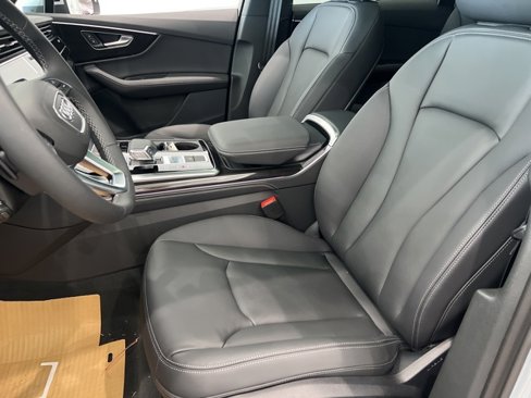 New 2025 Audi Q7 3.0T Premium Plus image 8