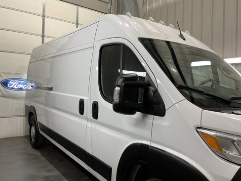 Used 2024 RAM ProMaster 2500 w/ Convenience Group image 4