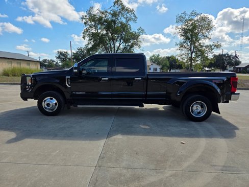 Used 2021 Ford F350 Lariat w/ Chrome Package image 9