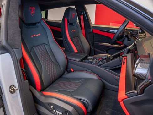 Used 2023 Lamborghini Urus S image 23
