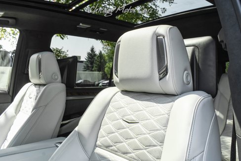 Used 2025 Cadillac Escalade ESV Sport Platinum w/ LPO, Floor Liner Package image 23