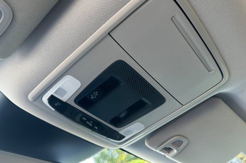 Used 2025 Honda Pilot Elite image 25