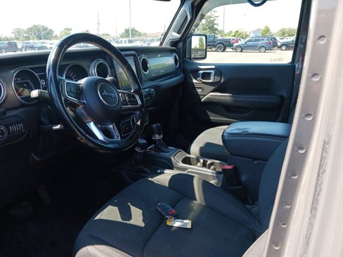 Used 2020 Jeep Gladiator Overland image 6