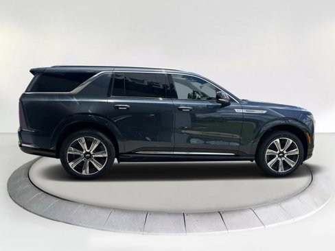 New 2026 Cadillac Escalade IQL Luxury image 6