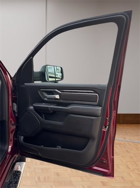 Used 2024 RAM 1500 Big Horn image 17