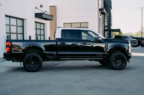Used 2024 Ford F350 Platinum image 11