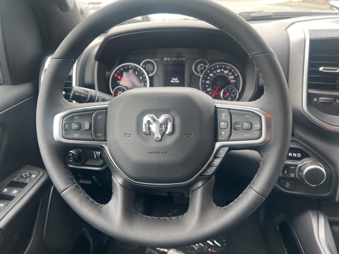 New 2026 RAM 1500 4x4 Crew Cab image 12