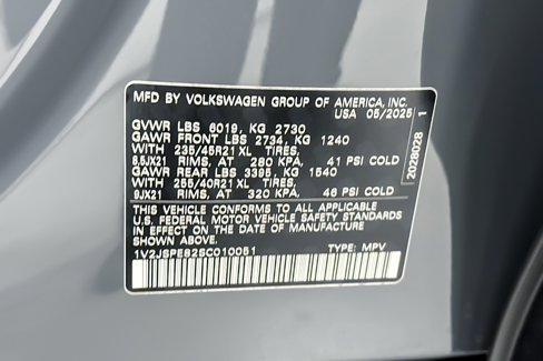 New 2025 Volkswagen ID.4 Pro S Plus image 25