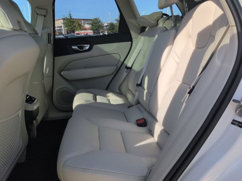 New 2026 Volvo XC60 B5 Ultra w/ Protection Package Premier image 25