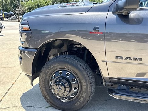 New 2025 RAM 3500 Laramie image 25