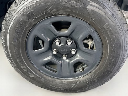 Used 2021 Jeep Wrangler Unlimited Sport image 28