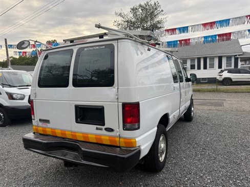 Used 2014 Ford E-350 and Econoline 350 Super Duty image 2