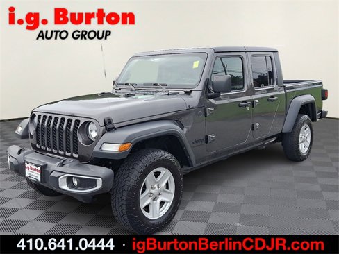 Used 2023 Jeep Gladiator Sport image 3
