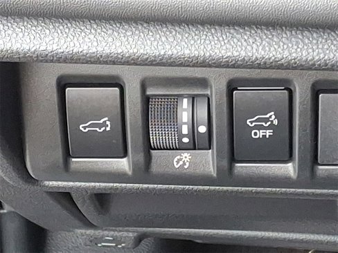 Certified 2025 Subaru Outback Limited w/ Popular Package #2 image 26