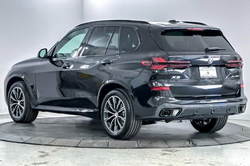 New 2026 BMW X5 xDrive40i w/ M Sport Package image 6